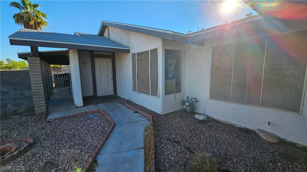 6777 Ledgewood, Las Vegas, NV 89103