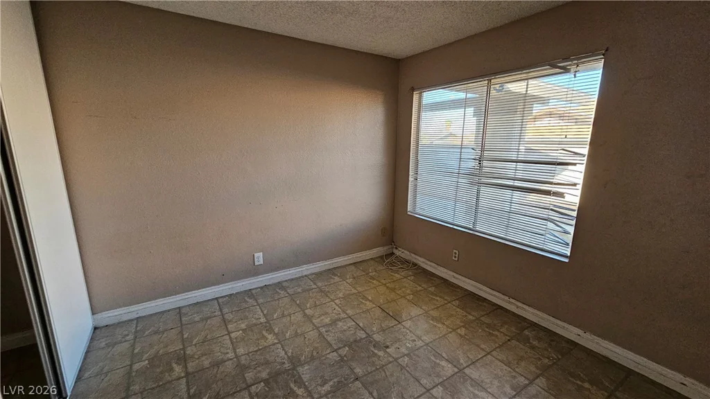 6777 Ledgewood, Las Vegas, NV 89103