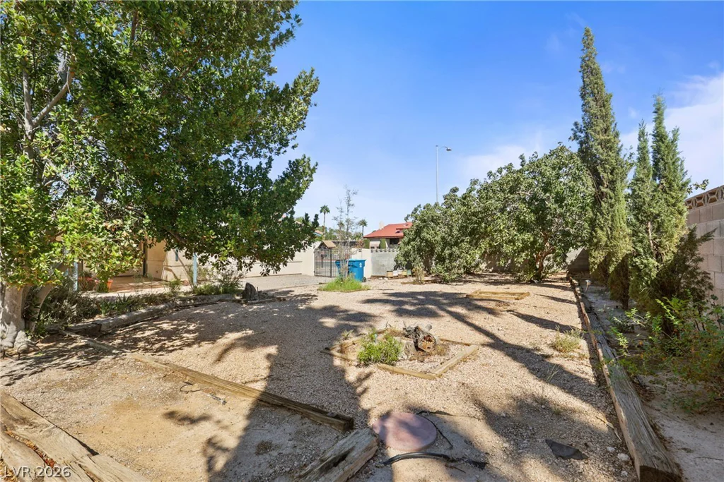 5601 Paseo Recallo, Las Vegas, NV 89108