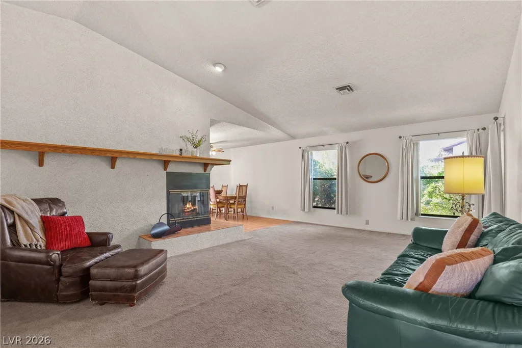 5601 Paseo Recallo, Las Vegas, NV 89108