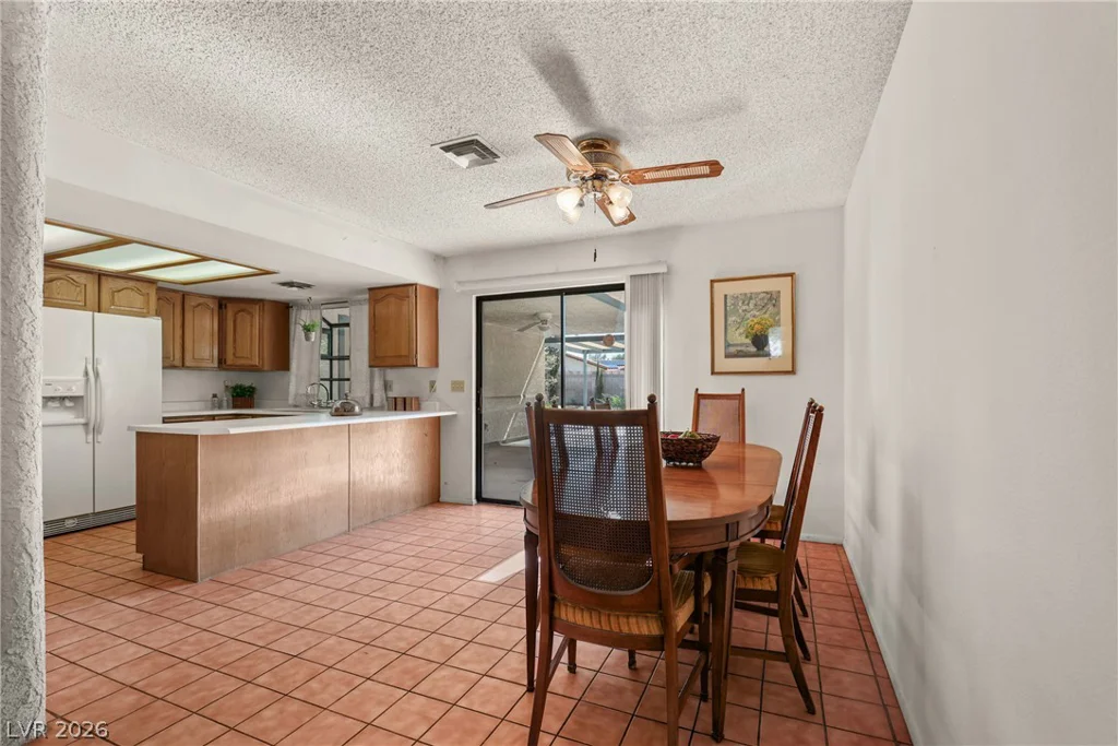 5601 Paseo Recallo, Las Vegas, NV 89108