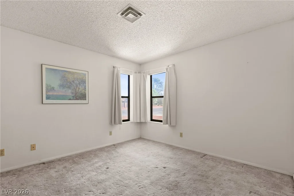 5601 Paseo Recallo, Las Vegas, NV 89108