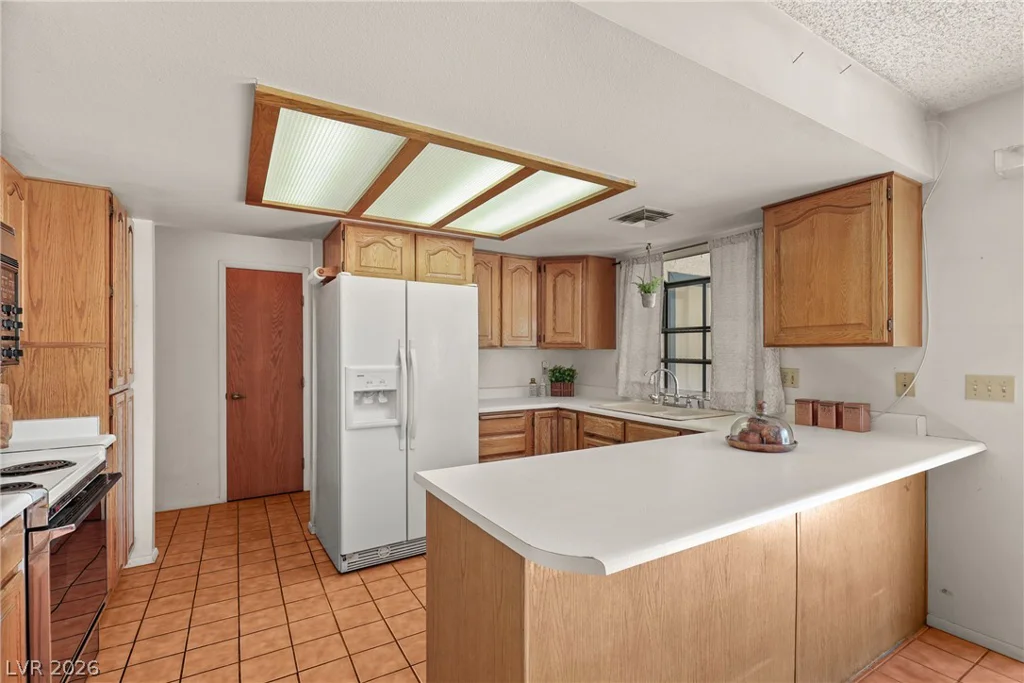 5601 Paseo Recallo, Las Vegas, NV 89108