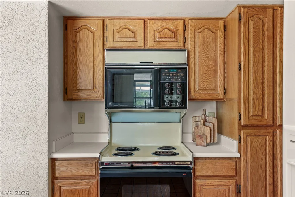 5601 Paseo Recallo, Las Vegas, NV 89108