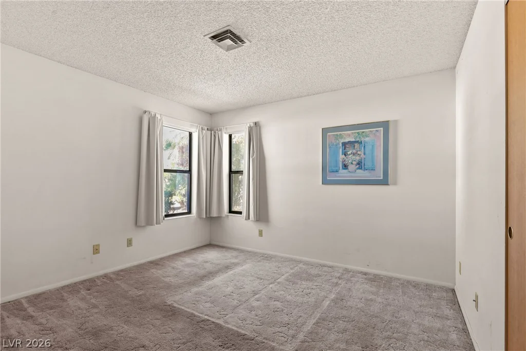 5601 Paseo Recallo, Las Vegas, NV 89108