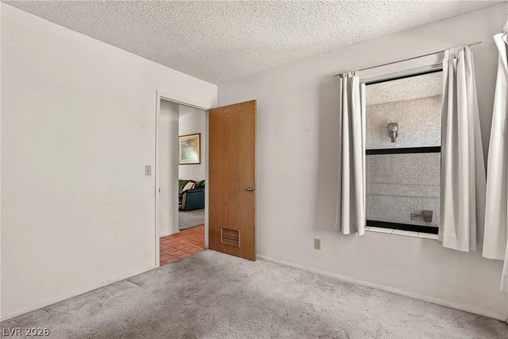 5601 Paseo Recallo, Las Vegas, NV 89108