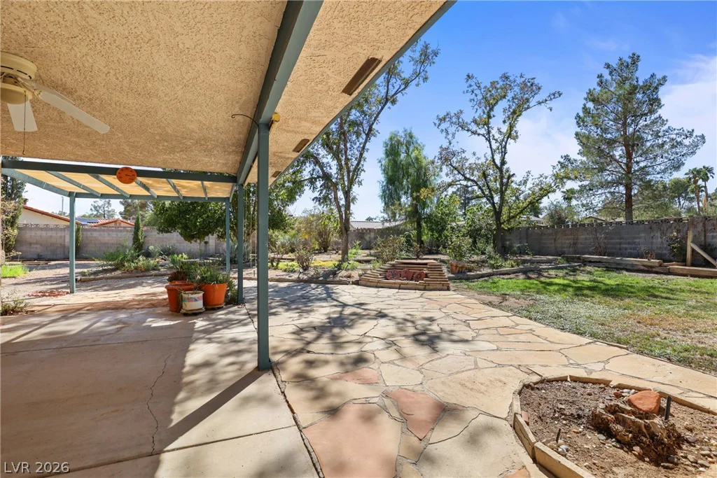 5601 Paseo Recallo, Las Vegas, NV 89108