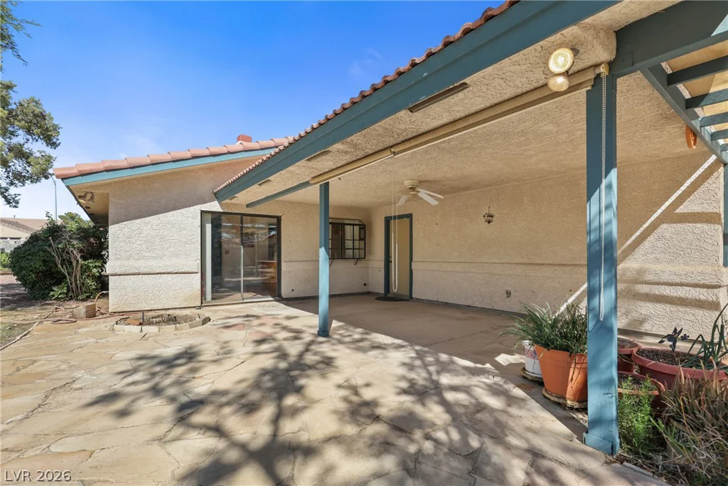 5601 Paseo Recallo, Las Vegas, NV 89108