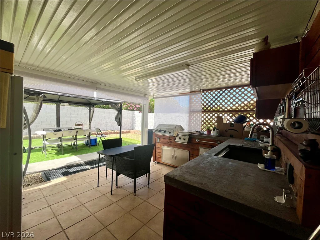 15 Rue des Champs, Henderson, NV 89074