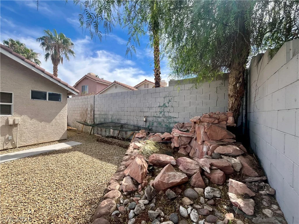 15 Rue des Champs, Henderson, NV 89074