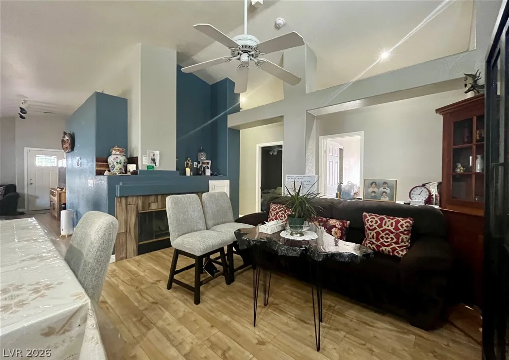 15 Rue des Champs, Henderson, NV 89074