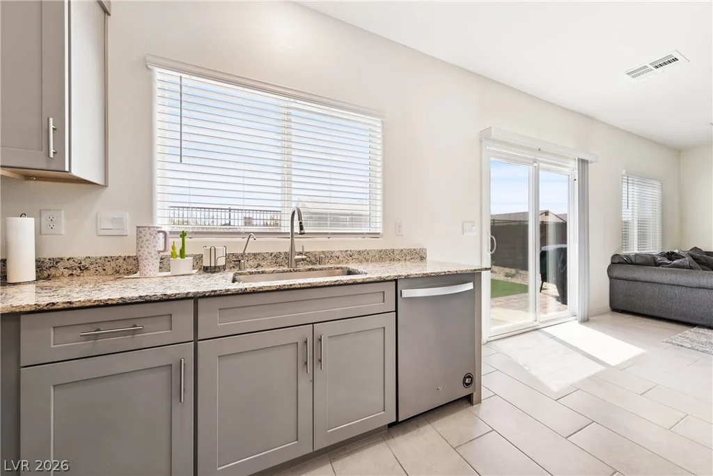 1885 Vass Springs, North Las Vegas, NV 89084