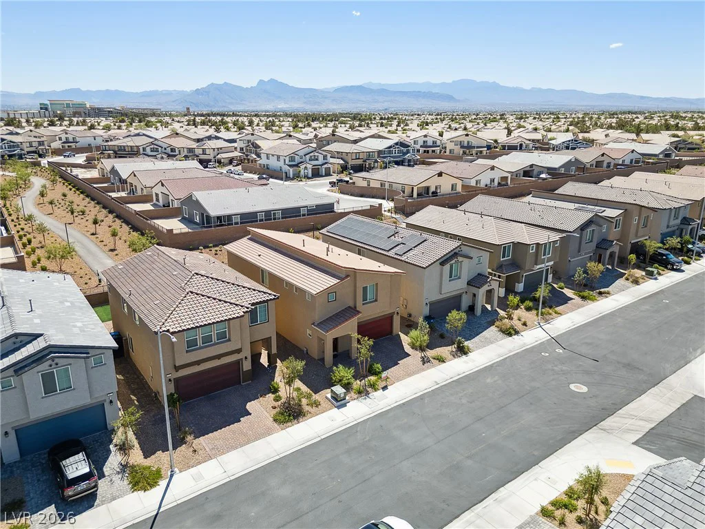 1885 Vass Springs, North Las Vegas, NV 89084