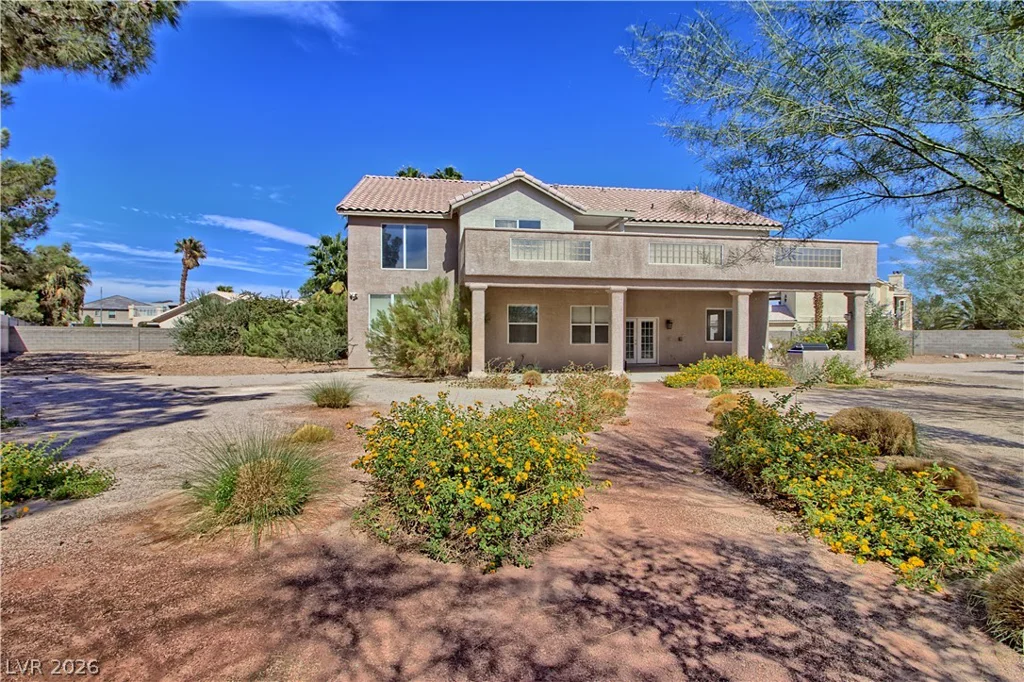 8535 Belcastro, Las Vegas, NV 89113