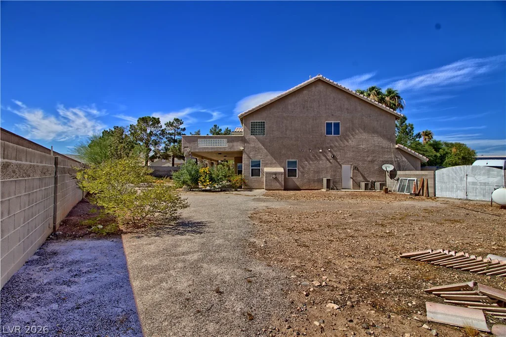 8535 Belcastro, Las Vegas, NV 89113