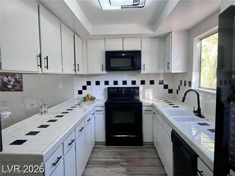 3221 Jericho, Las Vegas, NV 89102