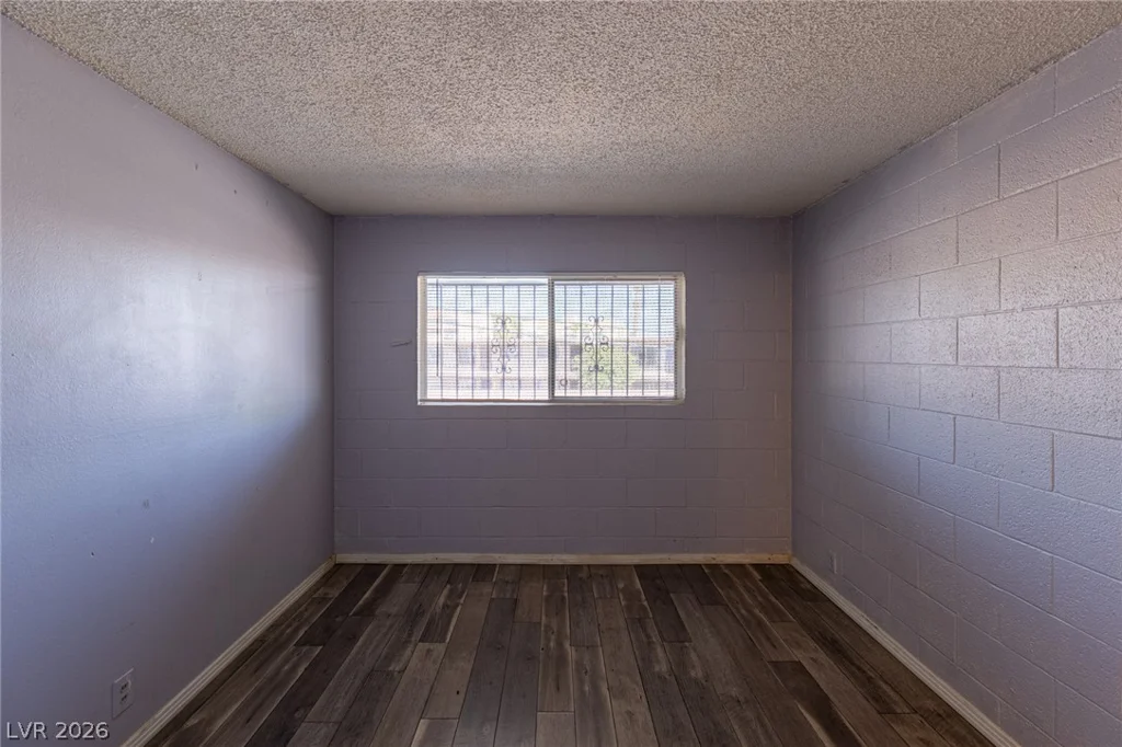 3718 Hazelwood, Las Vegas, NV 89119