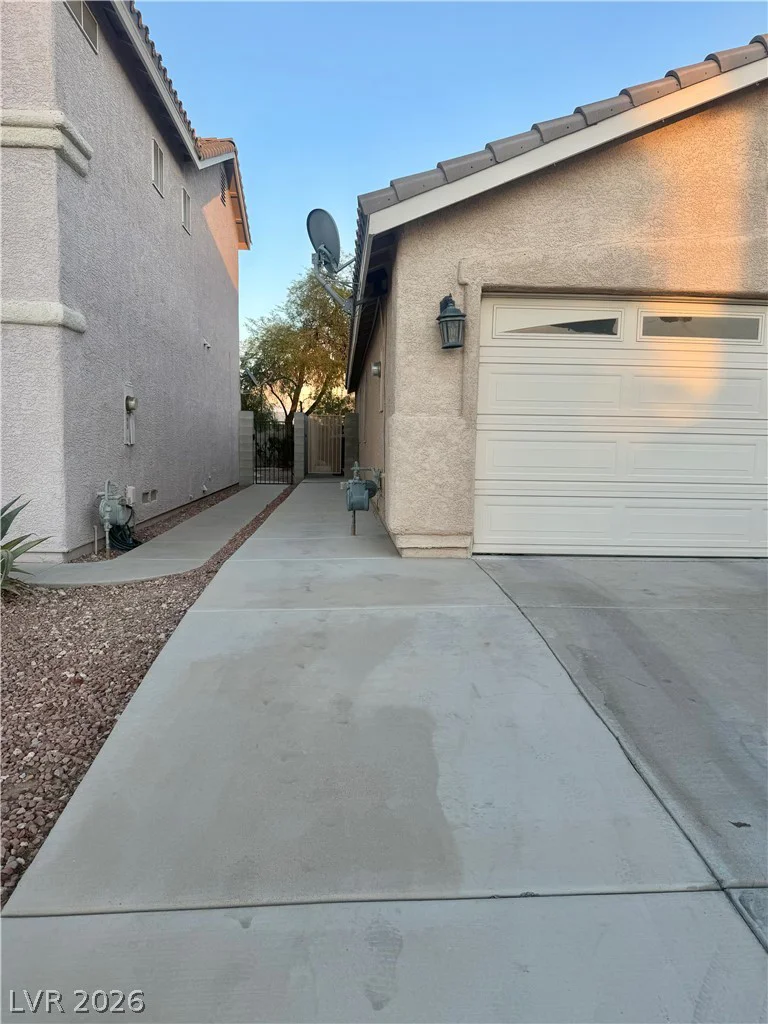 9962 Oyster pearl street, Las Vegas, NV 89183