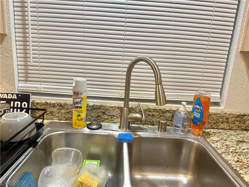 9962 Oyster pearl street, Las Vegas, NV 89183