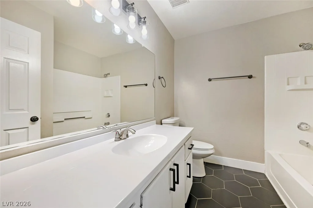 4707 Checker, North Las Vegas, NV 89031
