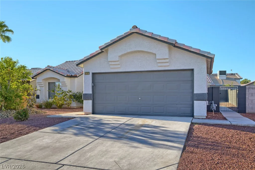 4707 Checker, North Las Vegas, NV 89031