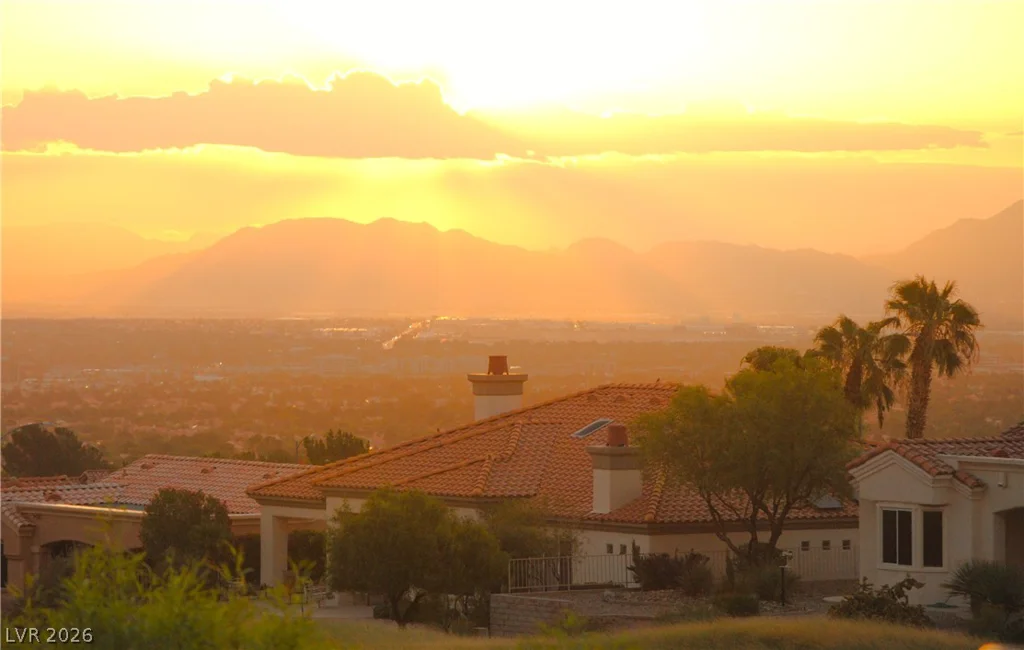 8500 Linderwood, Las Vegas, NV 89134