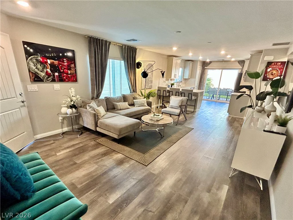 6594 Secret Grove, Las Vegas, NV 89130
