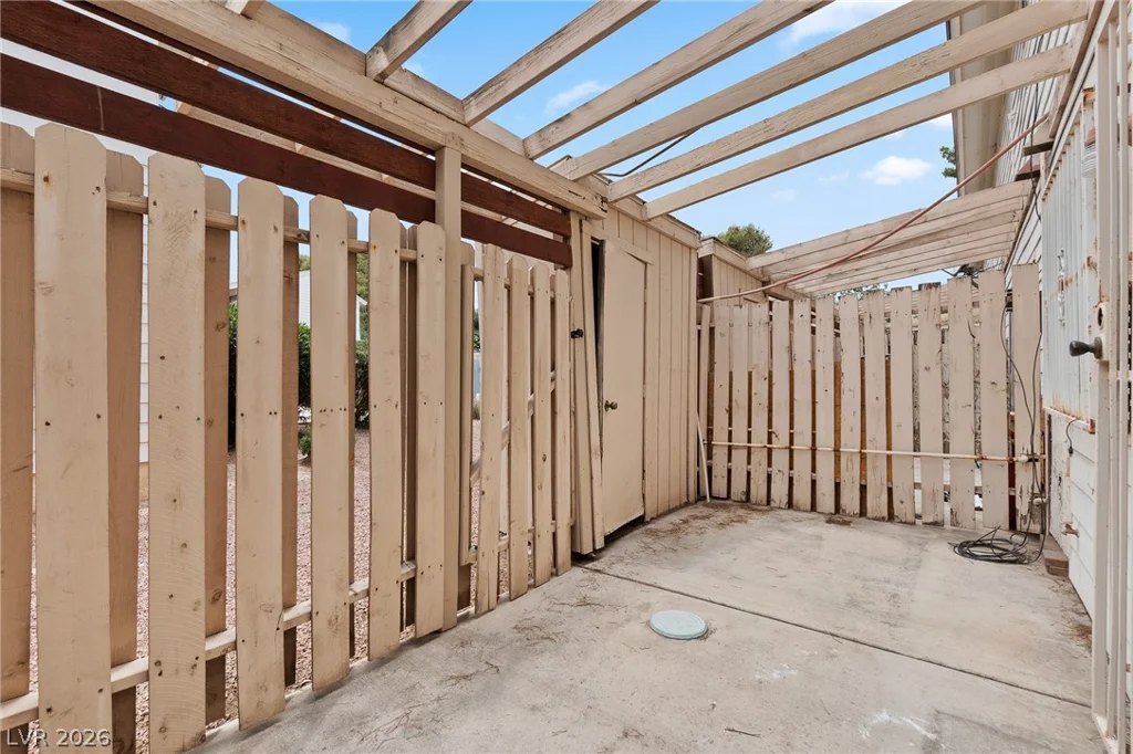 4770 Topaz, Las Vegas, NV 89121