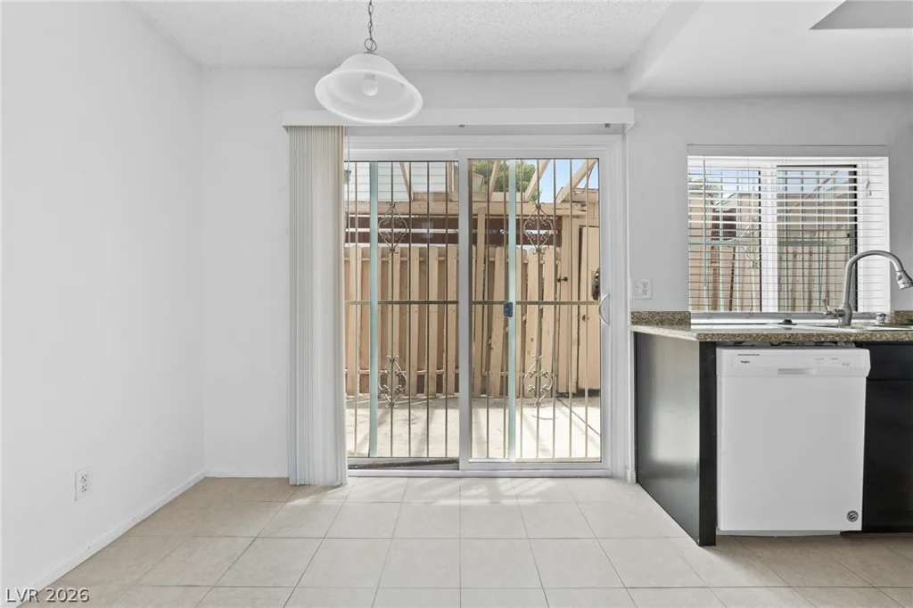 4770 Topaz, Las Vegas, NV 89121