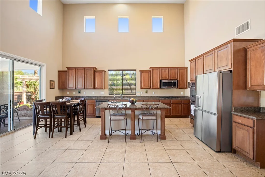 926 Loma Bonita, Las Vegas, NV 89138