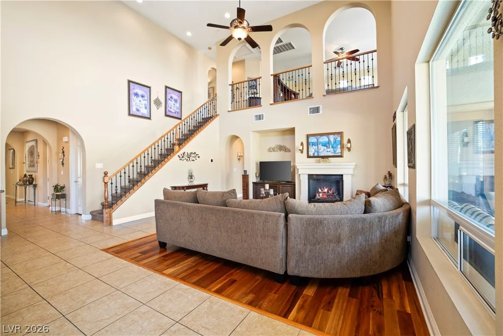 926 Loma Bonita, Las Vegas, NV 89138