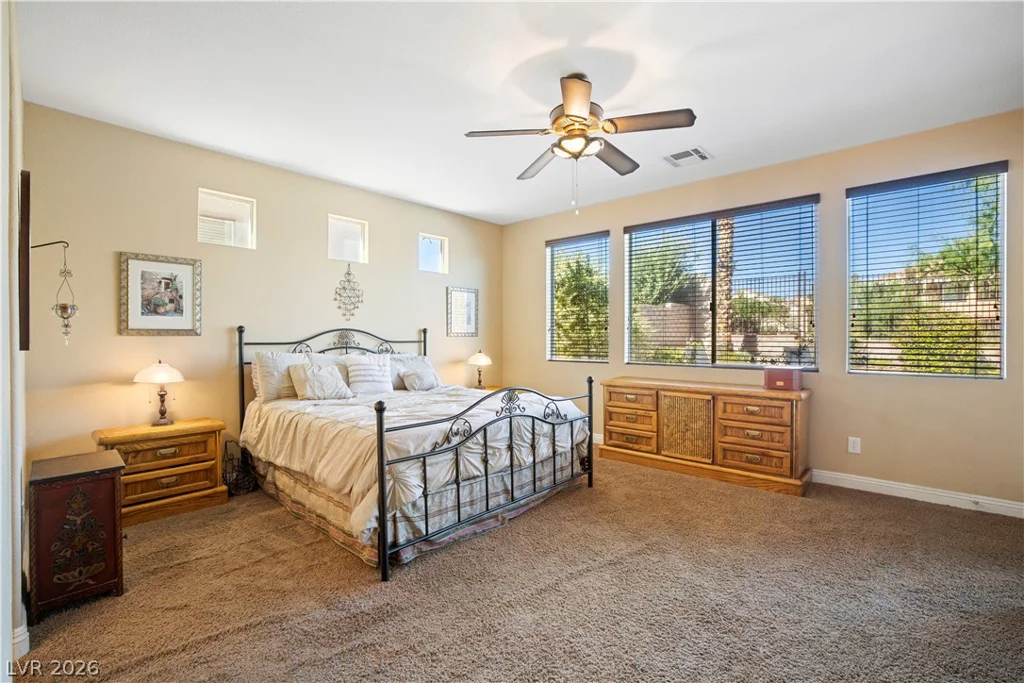 926 Loma Bonita, Las Vegas, NV 89138