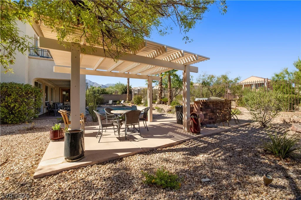 926 Loma Bonita, Las Vegas, NV 89138