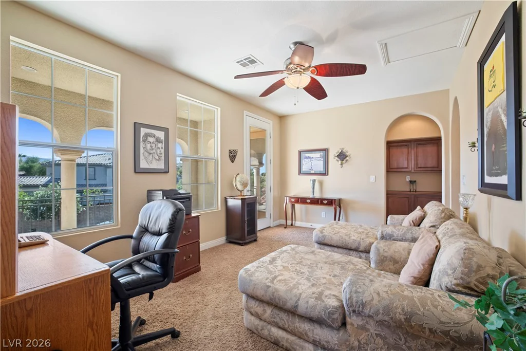 926 Loma Bonita, Las Vegas, NV 89138
