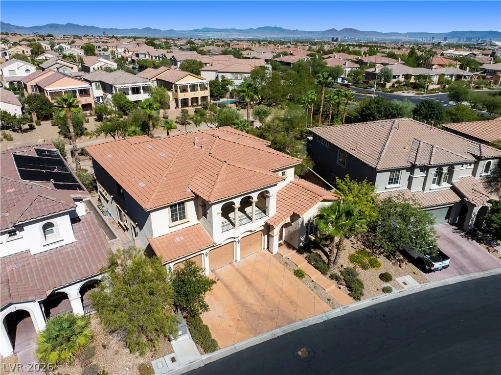 926 Loma Bonita, Las Vegas, NV 89138