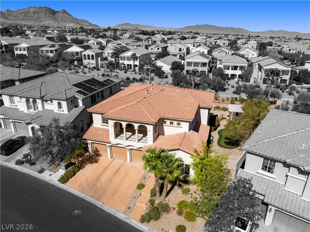 926 Loma Bonita, Las Vegas, NV 89138