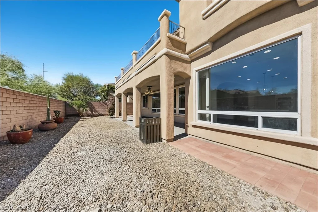 8583 Benidorm, Las Vegas, NV 89178