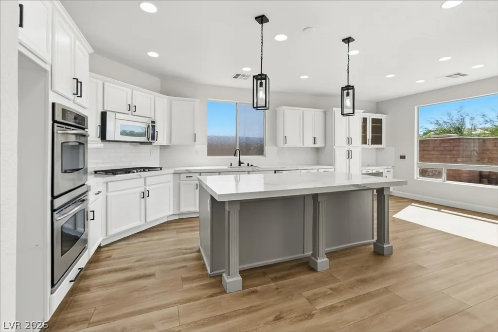 8583 Benidorm, Las Vegas, NV 89178