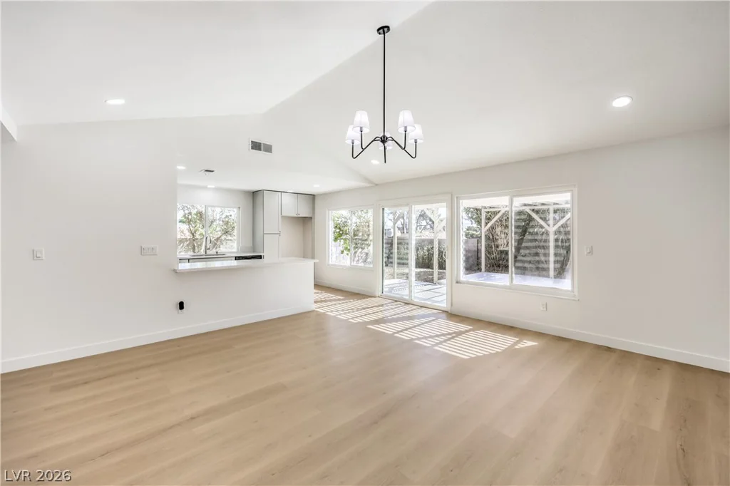 3939 Cedaredge, Las Vegas, NV 89120