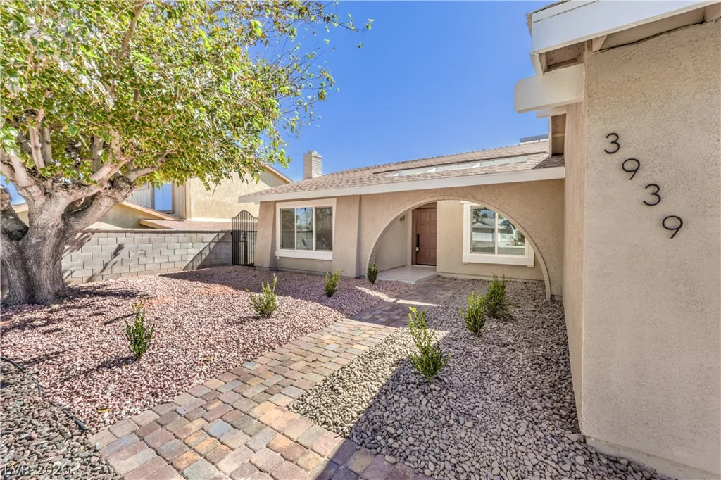 3939 Cedaredge, Las Vegas, NV 89120