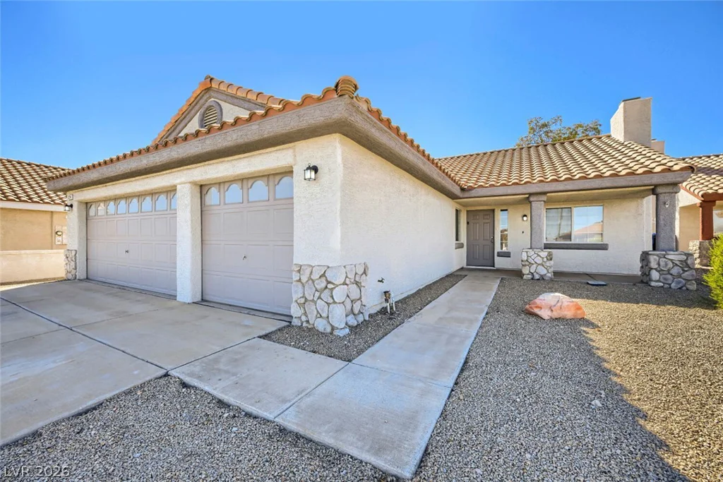 124 Grandview, Henderson, NV 89002