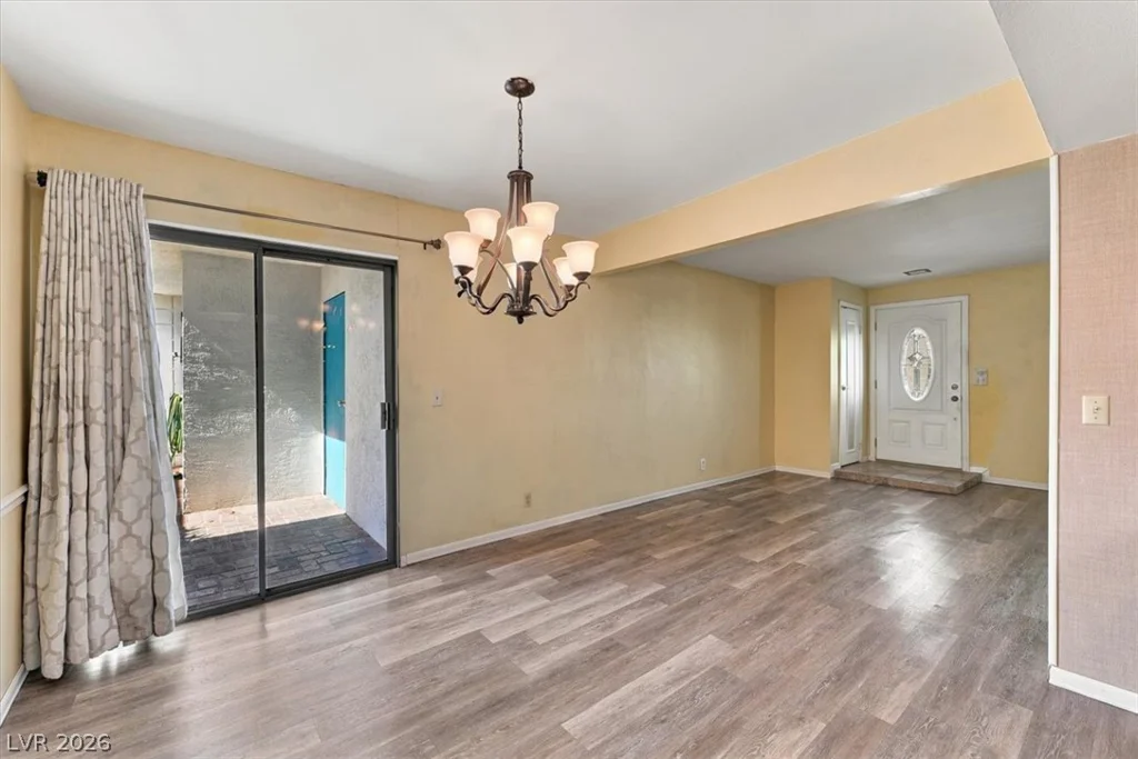 3661 McKinley, Las Vegas, NV 89121
