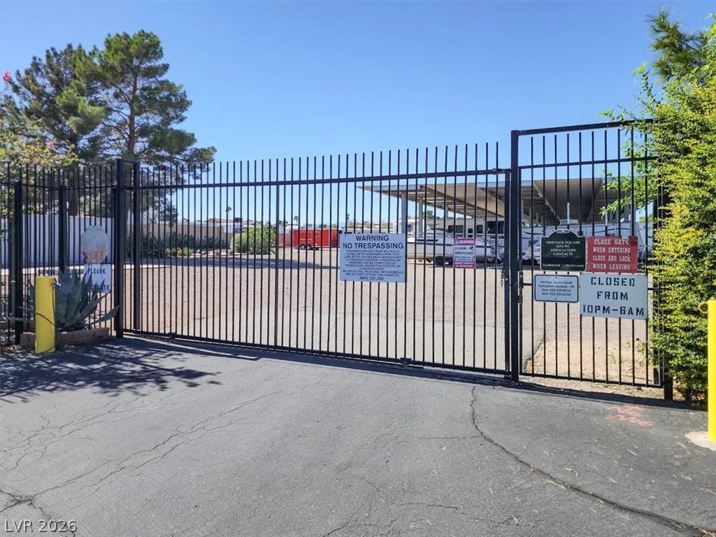 3661 McKinley, Las Vegas, NV 89121