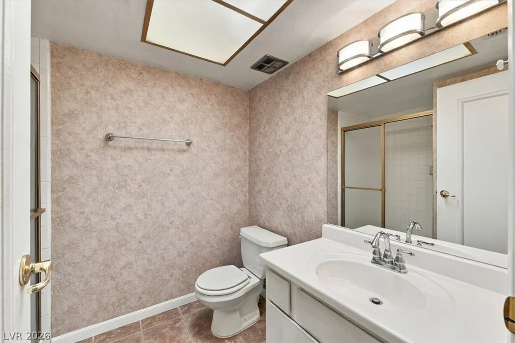 3661 McKinley, Las Vegas, NV 89121