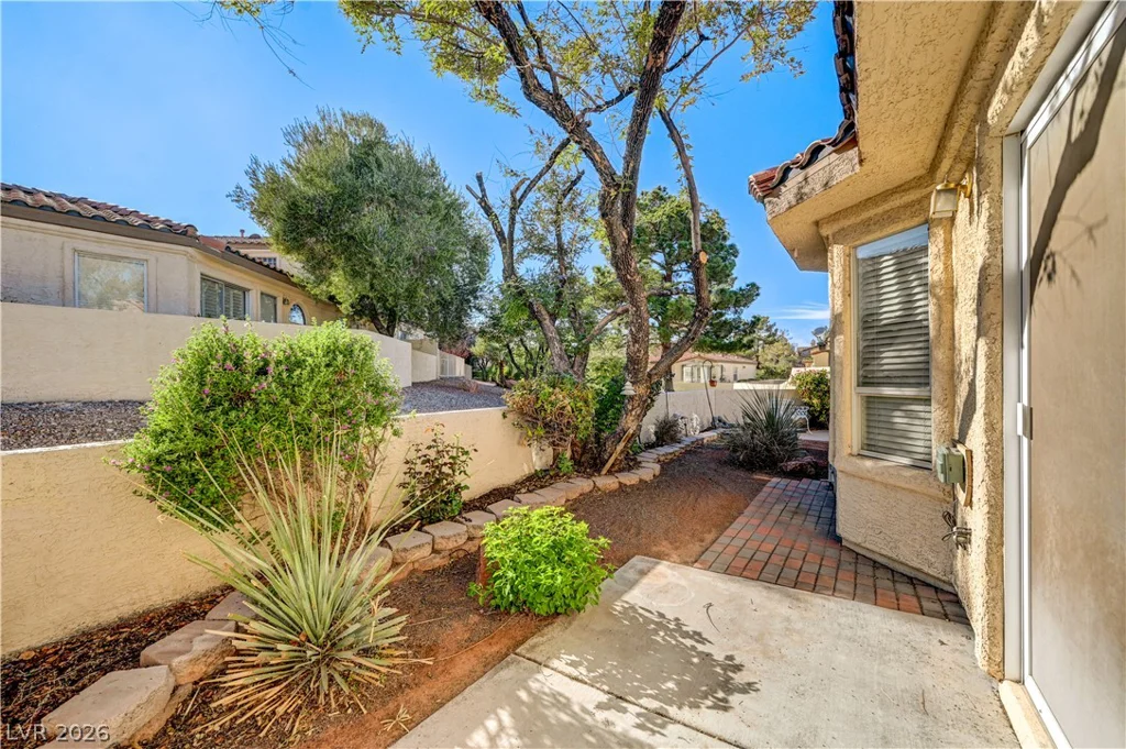 5413 Painted Mirage, Las Vegas, NV 89149
