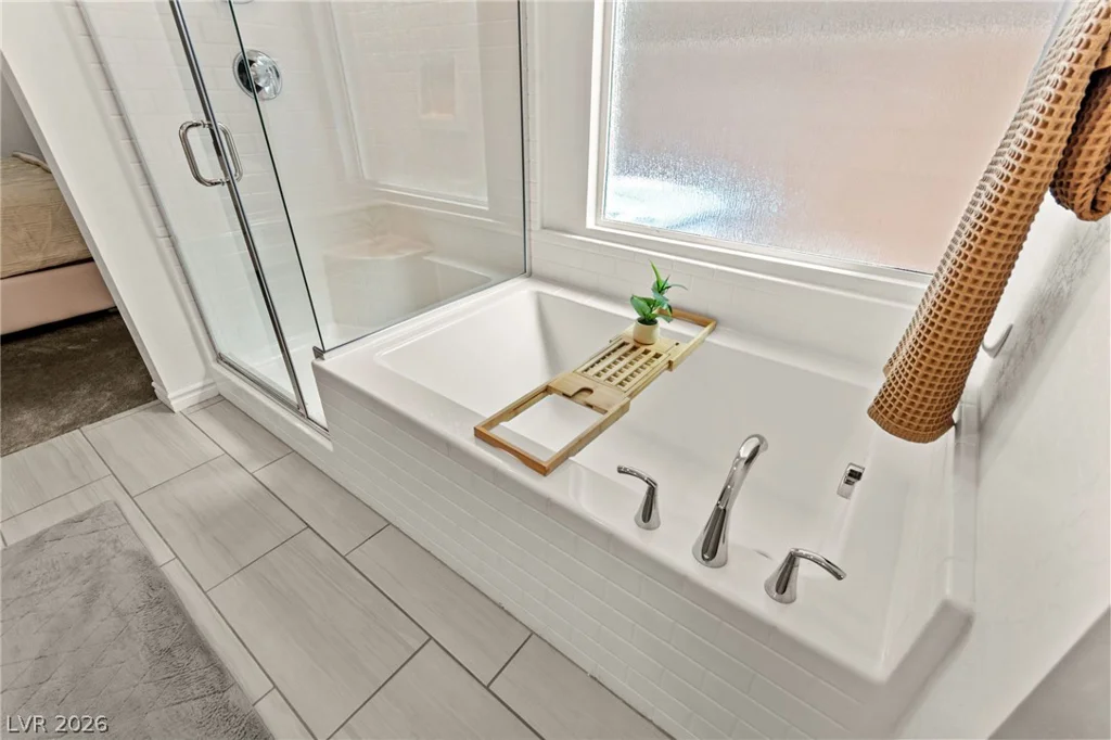 3988 Le Baron, Las Vegas, NV 89141