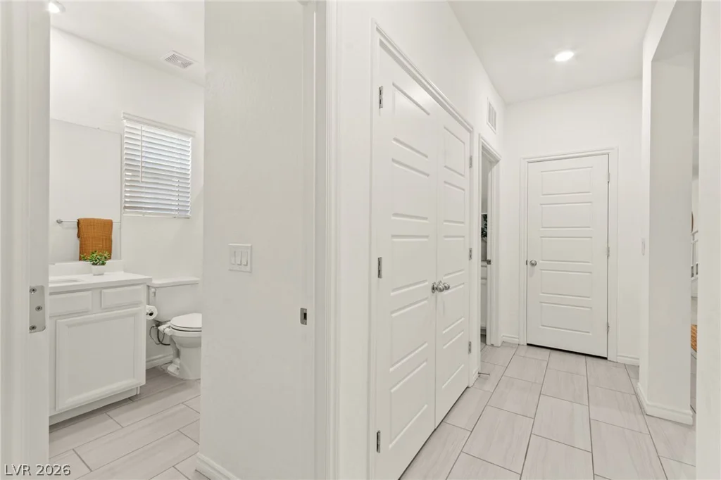 3988 Le Baron, Las Vegas, NV 89141
