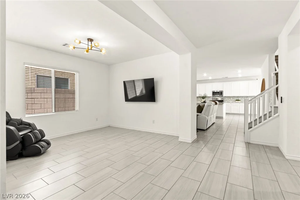 3988 Le Baron, Las Vegas, NV 89141