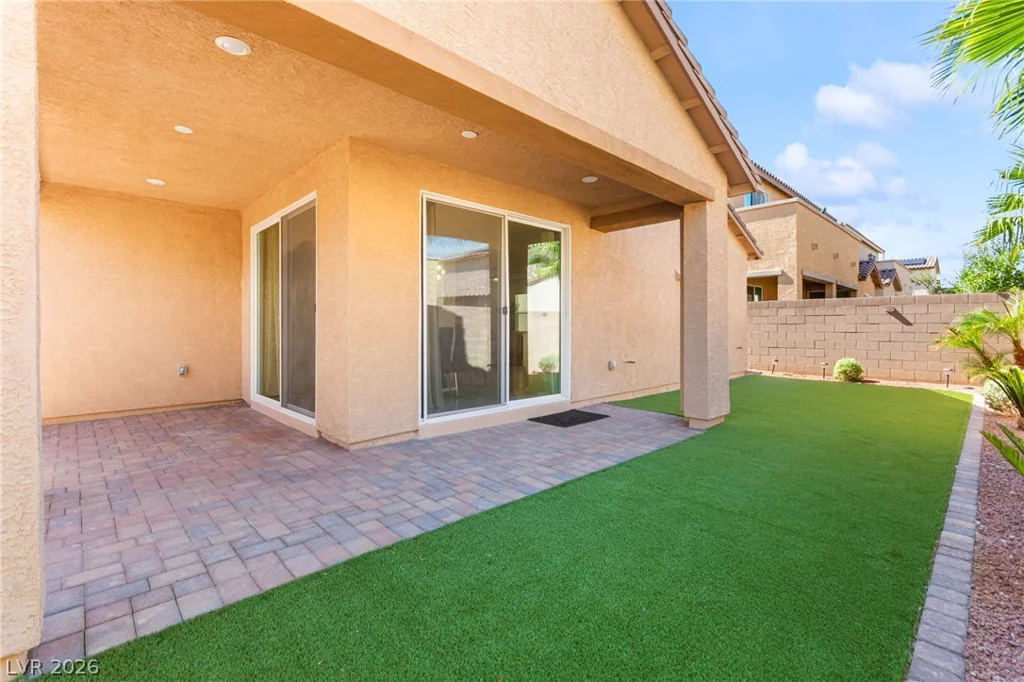 3988 Le Baron, Las Vegas, NV 89141