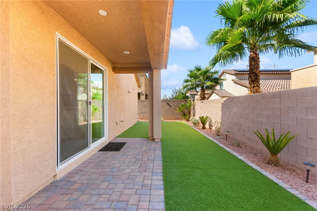 3988 Le Baron, Las Vegas, NV 89141